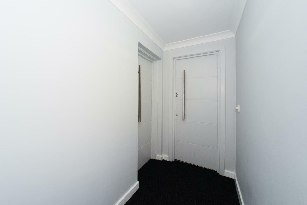 Beautiful Apartment Near Bournemouth, Poole & Sandbanks ภายนอก รูปภาพ